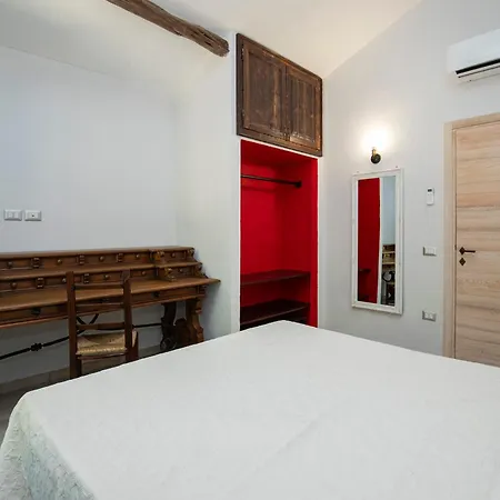Stazzu Sarra Di Monti Villa